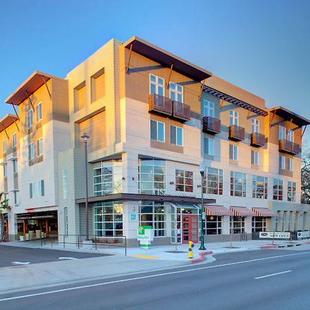 Holiday Inn Windsor - Wine Country, an IHG Hotel Exterior foto