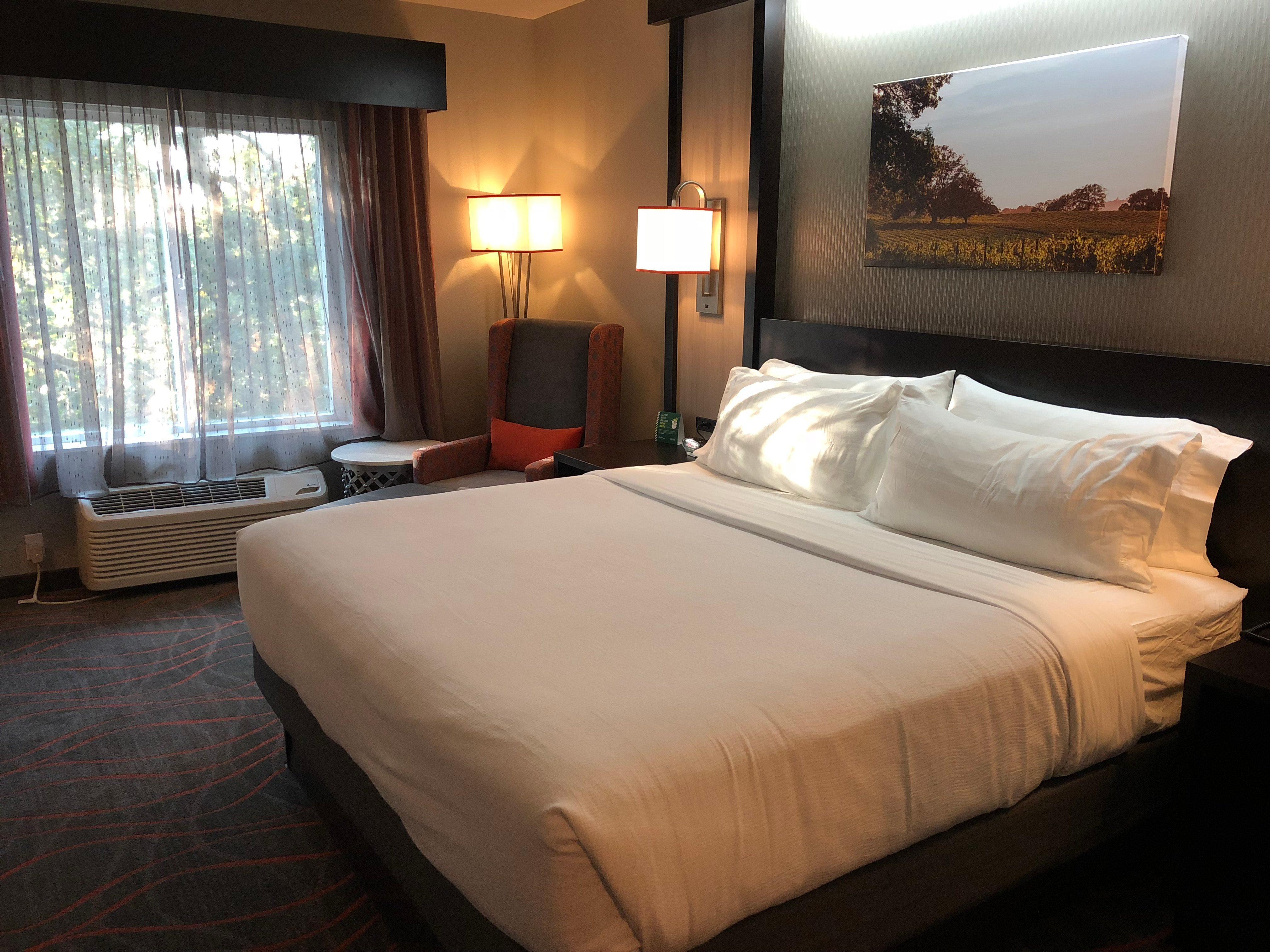 Holiday Inn Windsor - Wine Country, an IHG Hotel Exterior foto